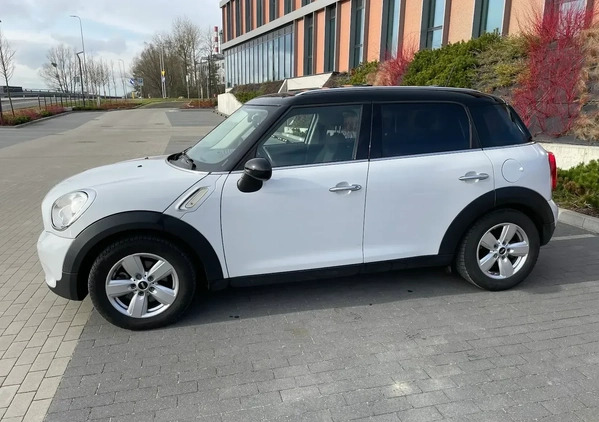 MINI Countryman cena 41500 przebieg: 125700, rok produkcji 2014 z Gdańsk małe 781